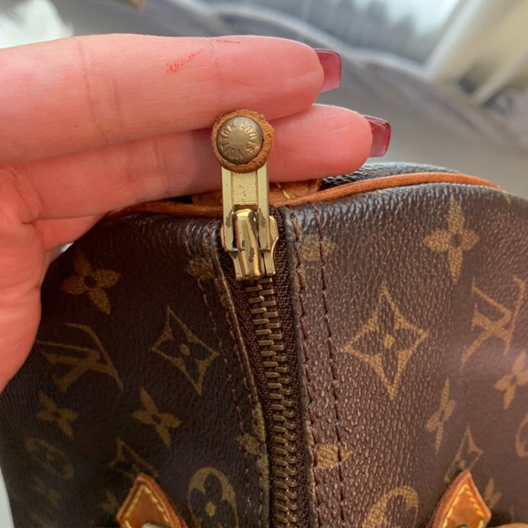 Louis Vuitton Speedy 30 - Picture 9 of 13